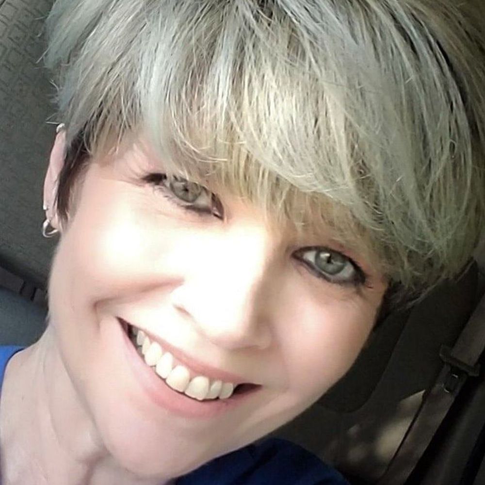 Meet your Posher, Julie